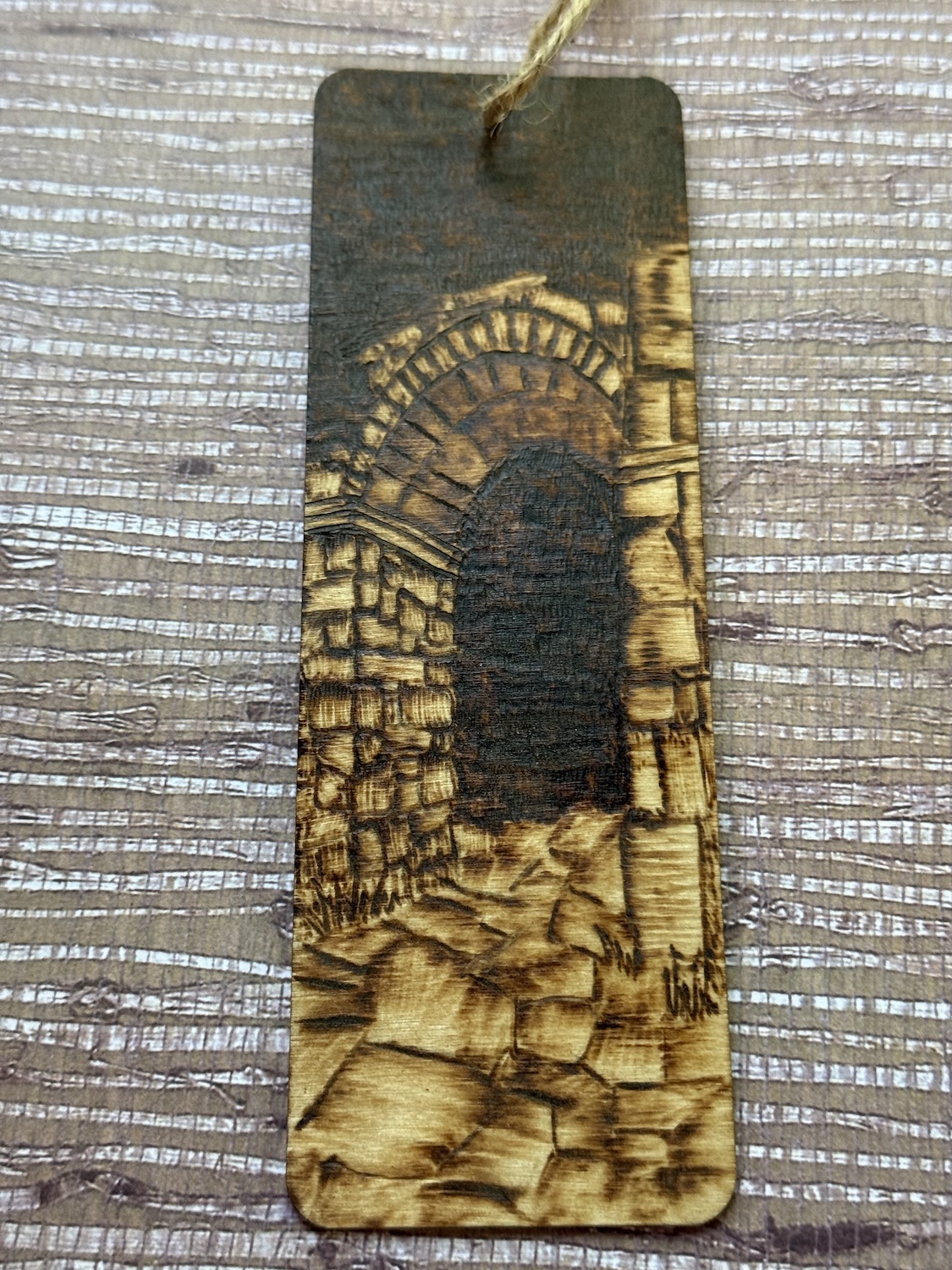 Arch Bookmark - Image 3