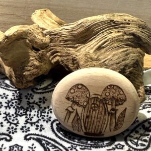 Wayfinder Stone – Woodland Door Edition